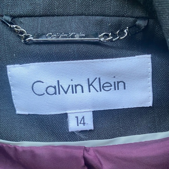 Calvin Klein Black w/Gray Pinstripe Blazer Size 14 - Picture 2 of 5